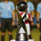 Trofi Piala Dunia U-17 (AFP/Miguel SCHINCARIOL)