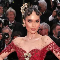 Tampilan Sempurna Cinta Laura di Red Carpet Film Festival Cannes 2025. [@claurakiehl]