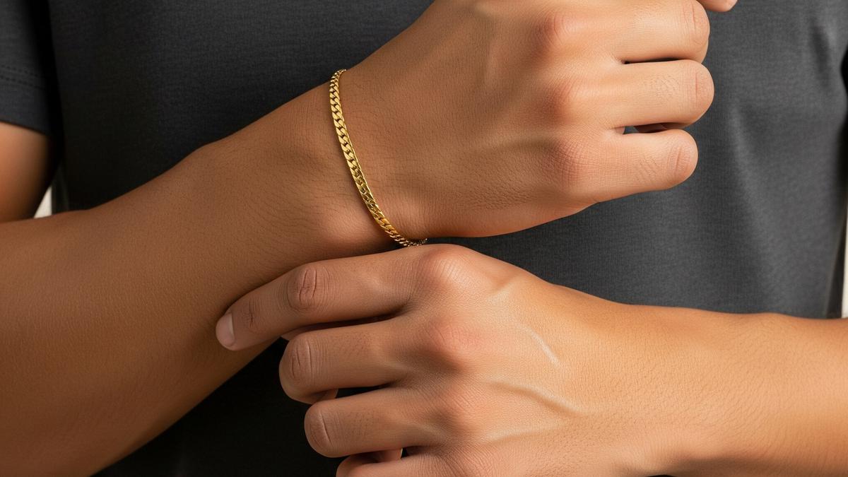 9 Model Gelang Emas untuk Tangan Besar, Tampil Gaya Tanpa Ragu