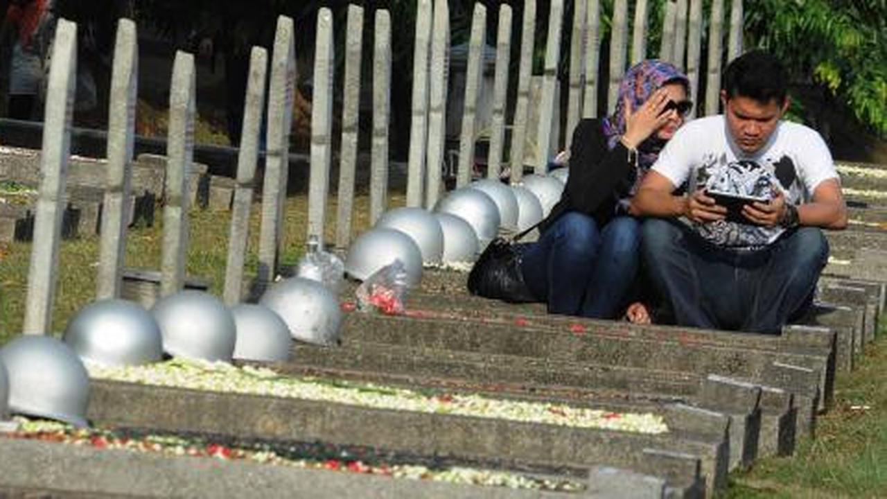 Istri Soedharmono akan dimakamkan di TMP Kalibata