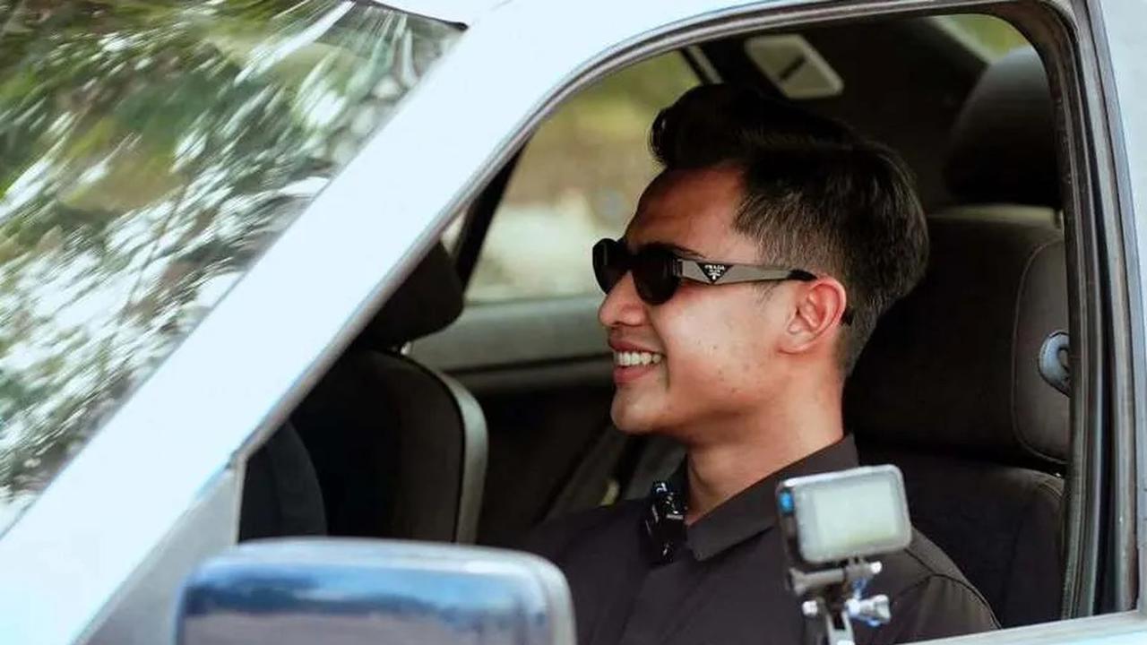 7 Potret Asiknya Pratama Arhan Latihan Drifting, Didampingi Rifat Sungkar!