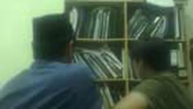 Dua Pemuda Kritik NII Lewat Lagu Nasionalis