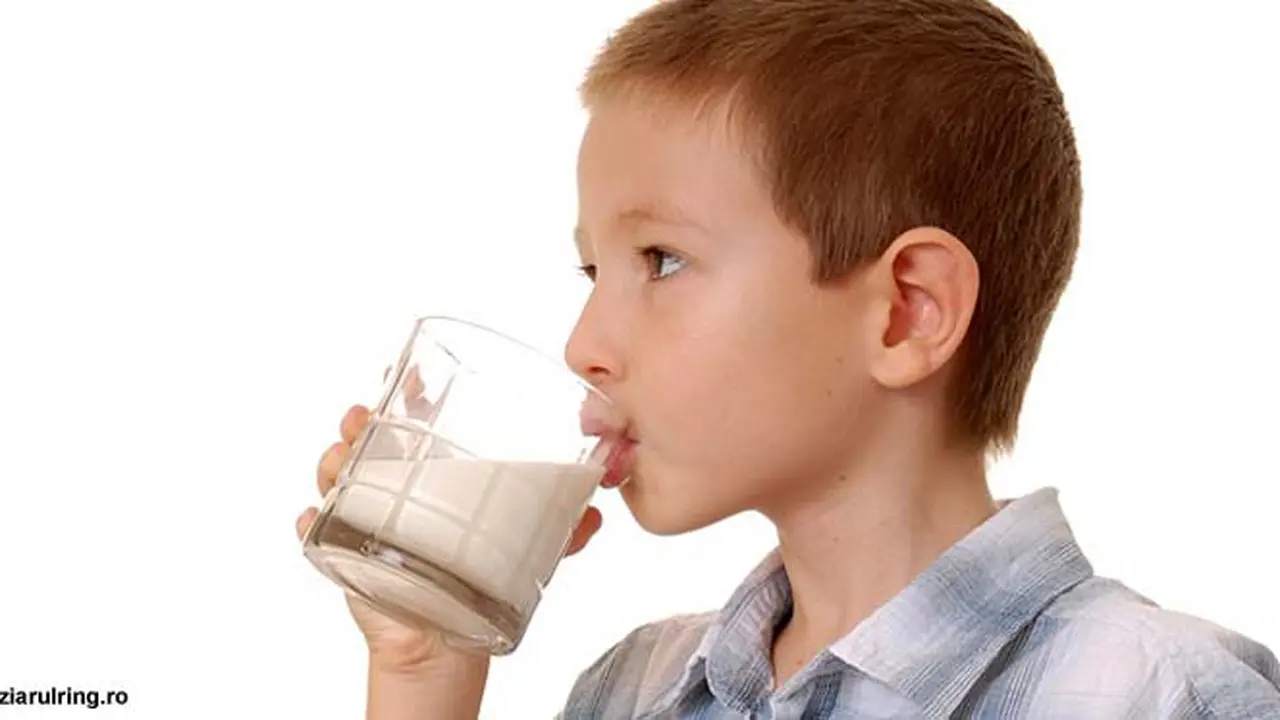 minum-susu130620b.jpg