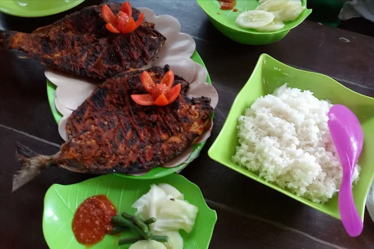 Rekomendasi Tempat Makan Ikan Bakar di Banyuwangi