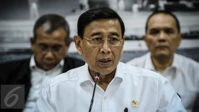 20161124-Menkopolhukam-Wiranto-Berikan-Penjelasan-Terkait-Saber-Pungli-Jakarta-FF