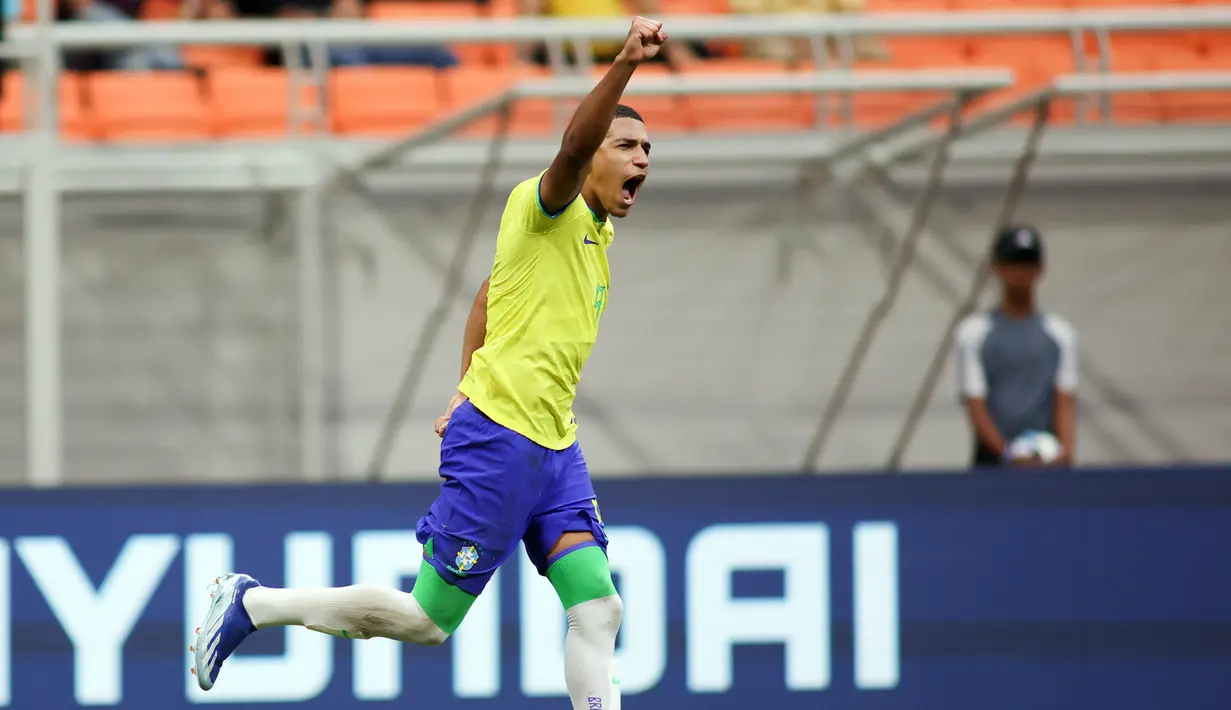 Selanjutnya giliran Vitor Reiss ('55) yang beraksi, dengan Rayan ('51) membuat gol keduanya melalui penalti. Joao Victor ('61)  tidak mau ketinggalan meramaikan pesta timnya, dengan dan kembali Kaua Elias ('86, 90+4) melengkapi hattrick untuk menutup kemenangan Brasil di laga ini. (Doc. LOC WCU17/BRY)