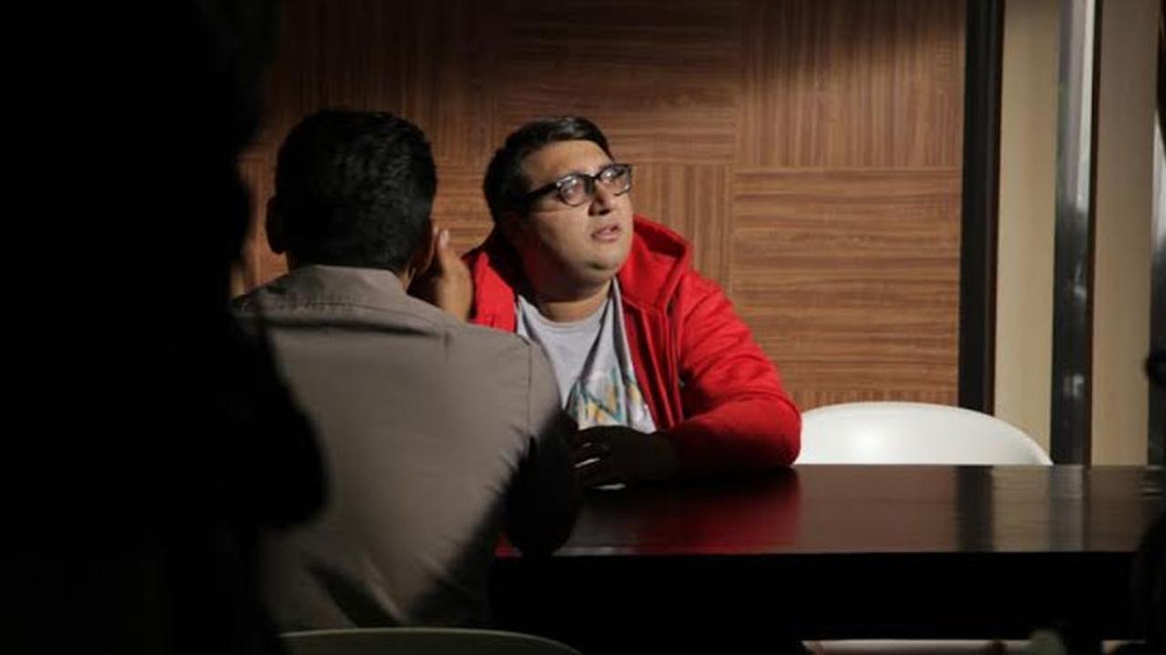 Daniel topan harus terjun ke jurang hitam