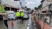 Pengendara Mobil Meninggal di Jelambar Jakbar Disebut Akibat Macet, Ini Kata Polisi