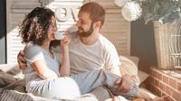75 Good Morning Love Messages for Him to Make Him Smile