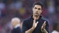 Manajer Arsenal, Mikel Arteta, bertepuk tangan usai pertandingan Liga Inggris&nbsp;melawan Liverpool&nbsp;di Anfield, Minggu, 31 Agustus 2025. (AP Photo/Jon Super)
