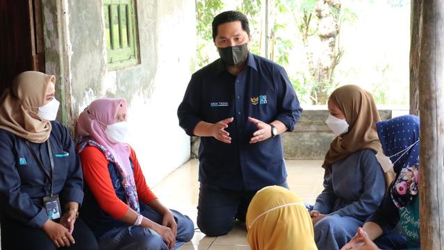 Menteri BUMN Erick Thohir bangga atas capaian yang diraih oleh PNM melalui program PNM Mekaar. (Dok BUMN)