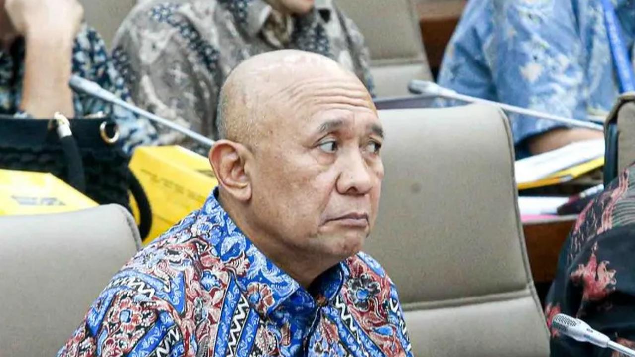 Teten juga merinci, jumlah kredit macet berasal dari debitur UMKM terdampak gempa bumi 2006, ada sebanyak 11 debitur senilai Rp 30,215 miliar. Data ini didapat dari Bank BRI dan Bank BPD DIY.<br>