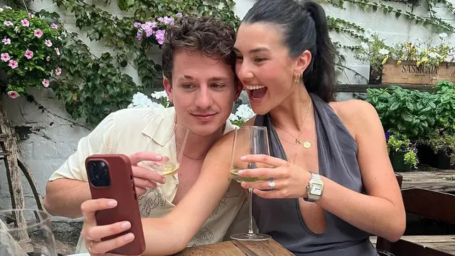 Charlie Puth dan Brooke Sansone (Instagram/charlieputh)