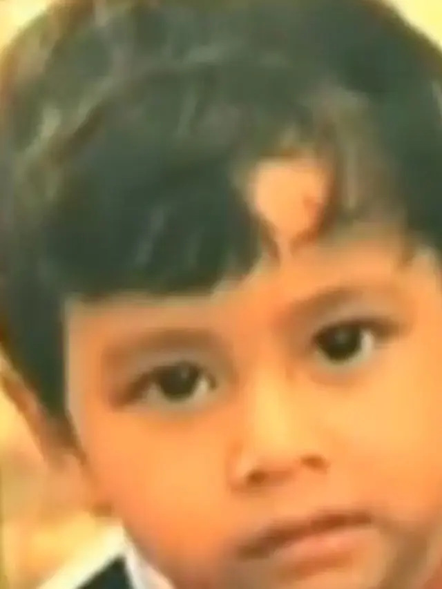 6 Potret Masa Kecil Raffi Ahmad, Bikin Pangling
