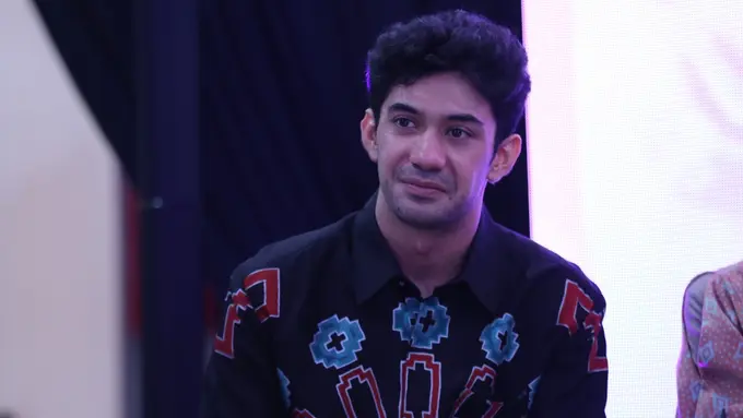 [Fimela] Reza Rahadian