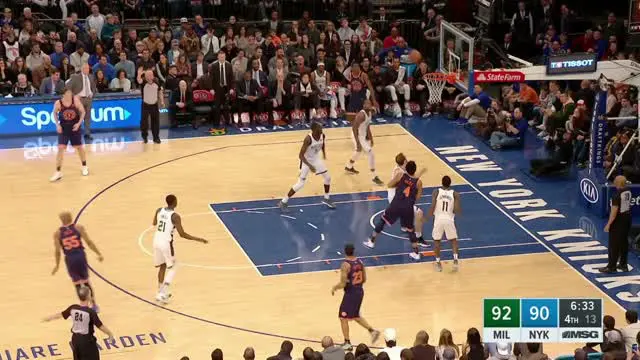 VIDEO : Cuplikan Pertandingan NBA, Bucks 115 vs Knicks 102