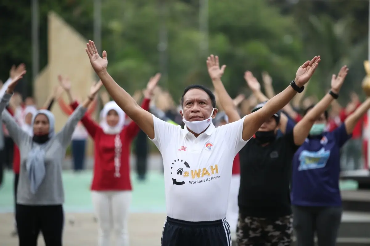 Latihan conditioning biasanya teridiri dari beberapa gerakan dasar olahraga. Mulai dari stretching, push up, plank dan beberapa gerakan lain. Gerakan tersebut disarankan dilakukan delapan hitungan setiap sesinya. Serta dilakukan minimal dua kali repetisi