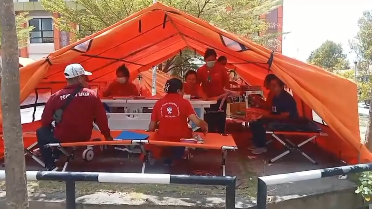 Puluhan Pasien RSUD TC Hillers Dievakuasi ke Tenda Darurat Pasca Gempa M 7,7 