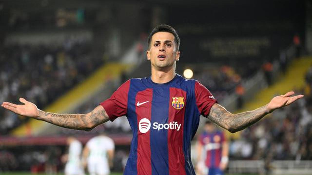 Barcelona Resmi Pulangkan Joao Cancelo, Kembali Gunakan Nomor Punggung 2