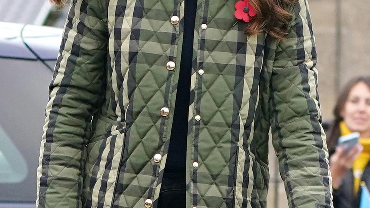 Dalam pesan video yang direkam oleh BBC Studios di Windsor, Kate mengumumkan pada 22 Maret bahwa dia sedang menjalani pengobatan kemoterapi untuk kanker.
