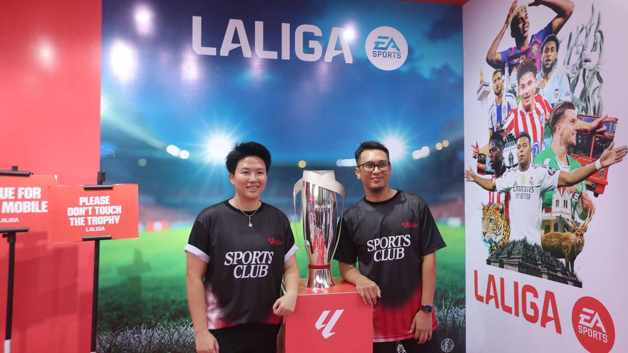 FOTO: Liliyana Natsir Main Bulu Tangkis Pakai Teflon, Bikin Heboh Vidio Sports Festival 2025