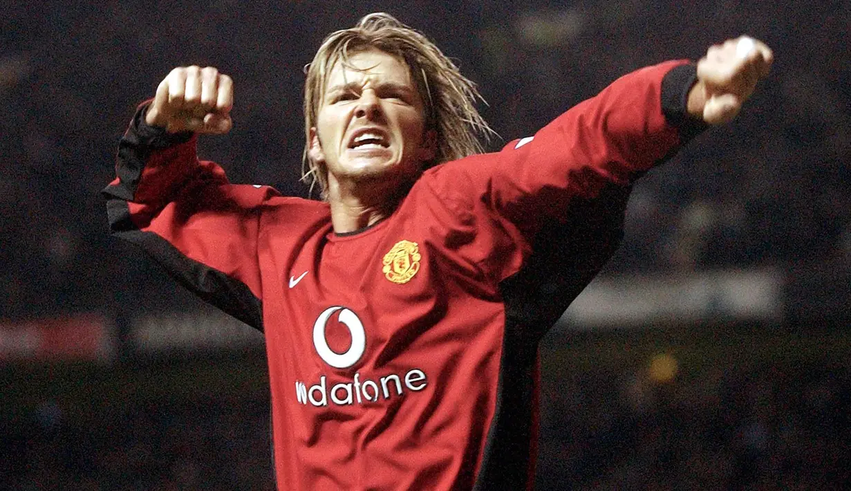David Beckham. Gelandang asal Inggris ini tampil di era Premier League hanya bersama Manchester United selama 11 musim, mulai 1992/1993 hingga 2002/2003. Total tampil dalam 265 laga dengan mencetak 62 gol. (AFP/Paul Barker)