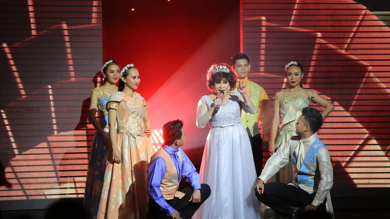 [Bintang] Mpok Atiek