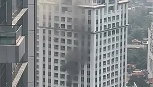 Kebakaran Apartemen Pavilion Jakpus, Damkar Sisir Korban Terjebak