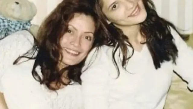 Tamara Bleszynski dan Teresa Bleszynski. (Foto: Dok. Instagram @tamarableszynskiofficial)
