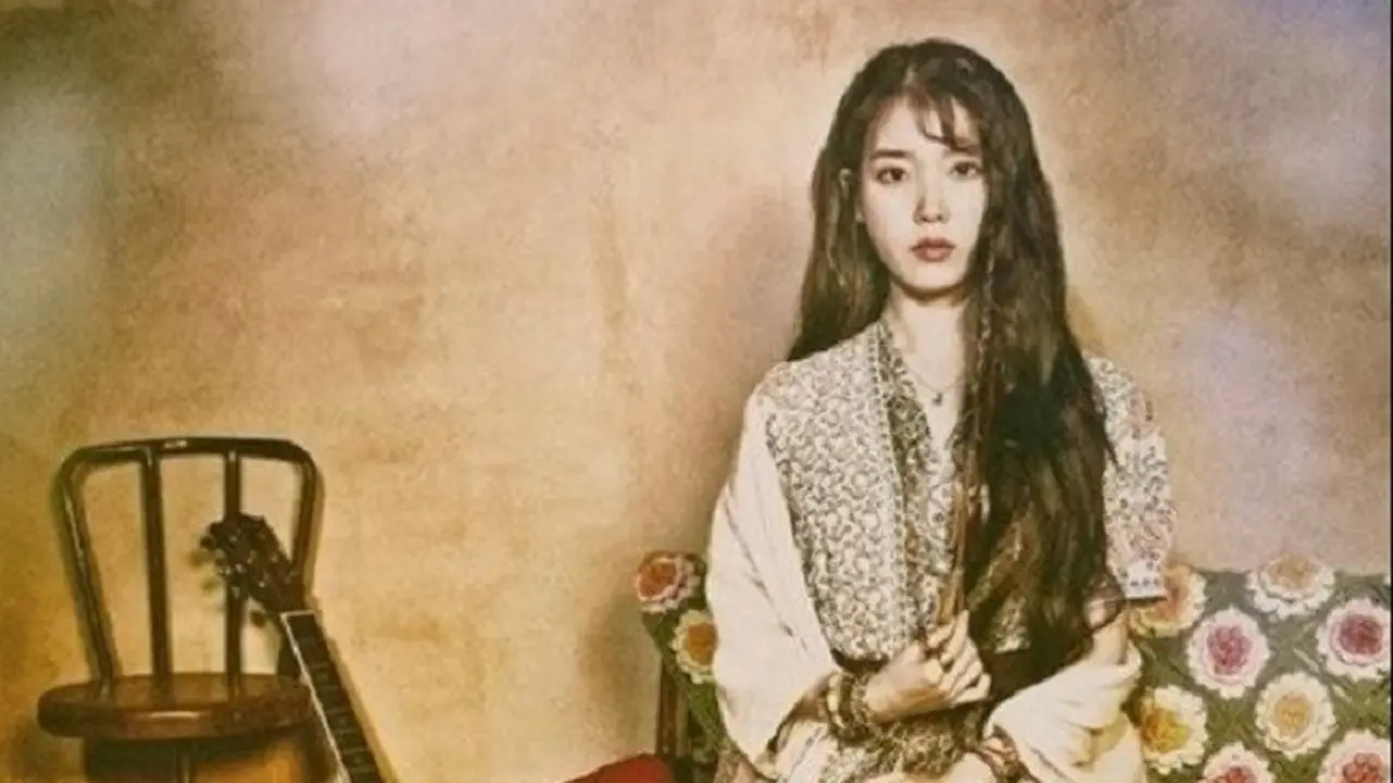 IU