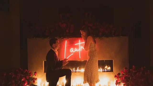 Taylor Lautner dan tunangannya Taylor Dome (Foto: Instagram/@taylorlautner)