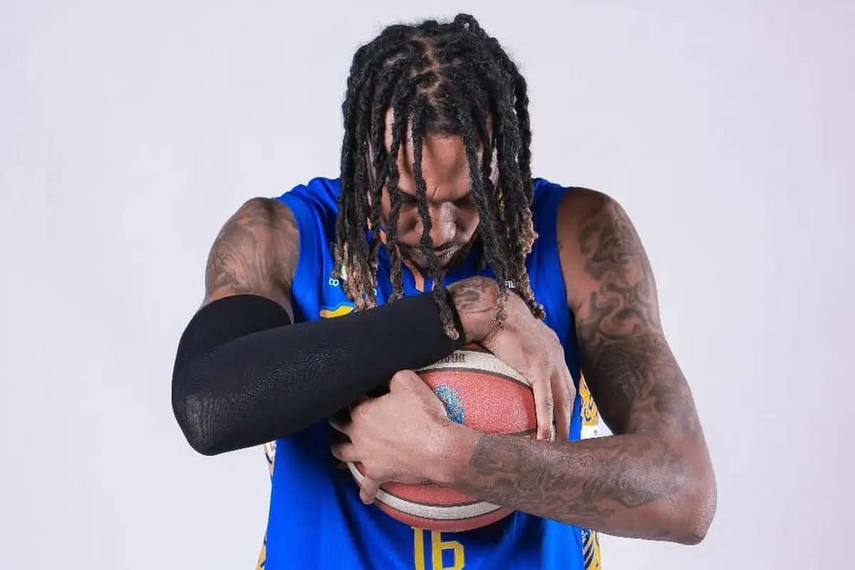 Pebasket asing Tangerang Hakws di Indonesia Basketball League (IBL), Jarred Dwayne Shaw, ditangkap Polresta Bandara Soekarno-Hatta (Soetta), Tangerang, karena kasus narkoba.