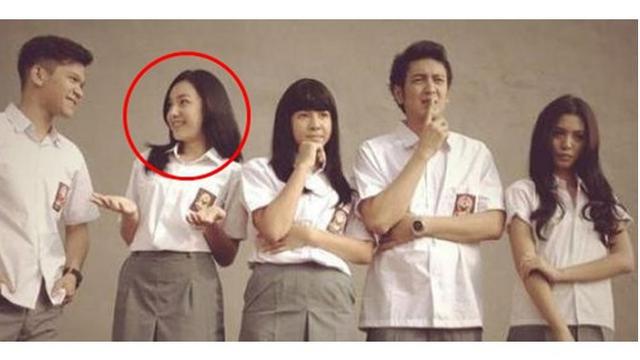 Potret Indri Giana saat membintangi film Radio Galau Fm, terlihat muda dan cantik.