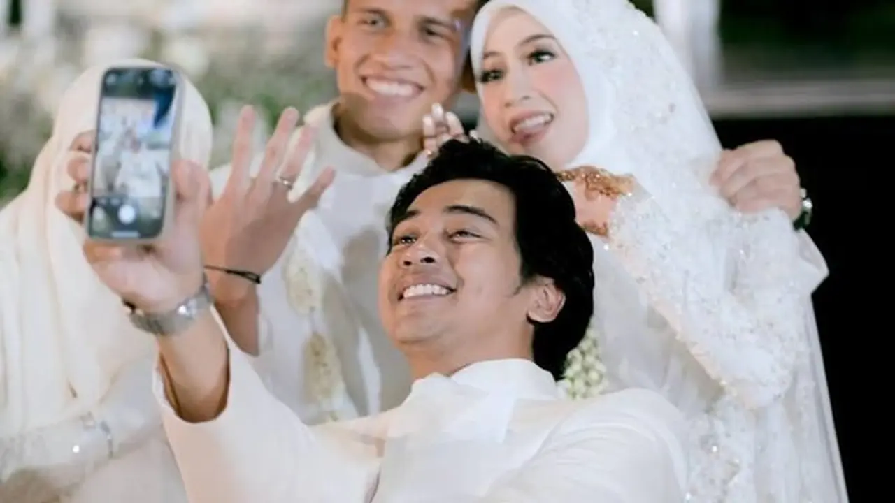 10 Potret Kebersamaan Adiba Khanza dan Abidzar Al-Ghifari, Saling Mendukung