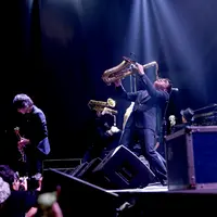 Band asal Jepang, Tokyo Ska Paradise Orchestra tampil diacara Java Jazz Festival 2016. (Andy Masela/Bintang.com)