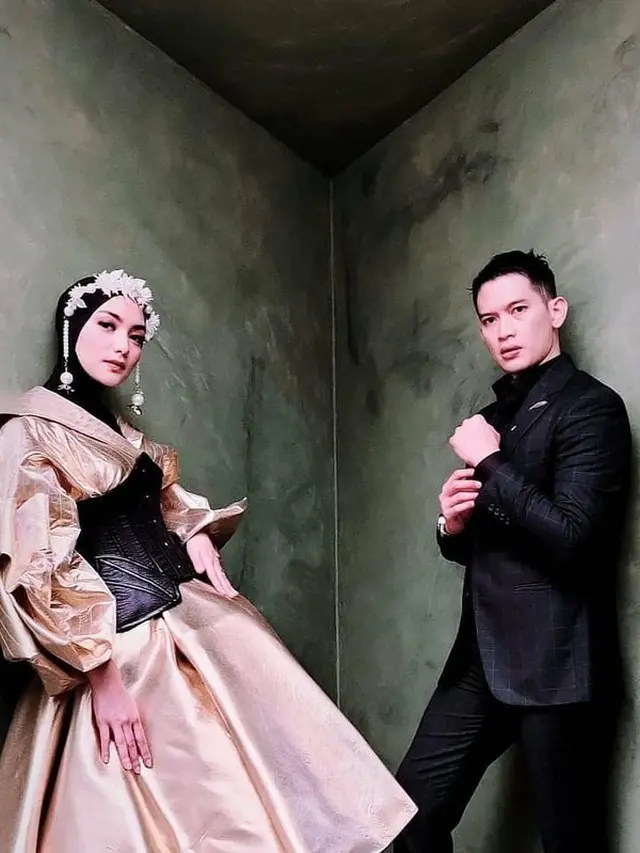7 Potret Prewedding Citra Kirana dan Rezky Aditya dengan Suasana