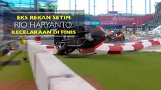 Berita video eks rekan setim Rio Haryanto di Manor Racing, Pascal Wehrlein, mengalami kecelakaan di finis saat balapan di Race of Champions.