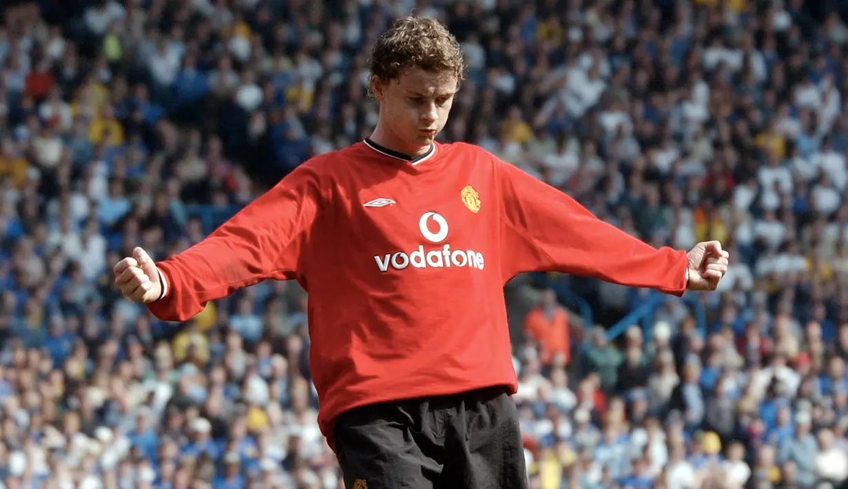 4. Ole Gunnar Solskjaer. Memperkuat Manchester United dalam rentang 1996-2007 dengan mencatat 366 kali penampilan di semua kompetisi dan mencetak 126 gol. Dijuluki supersub dan berperan besar dalam mencetak treble dengan gol penentu di Final UCL 1999 melawan Bayern Munich. (AFP/Paul Barker)