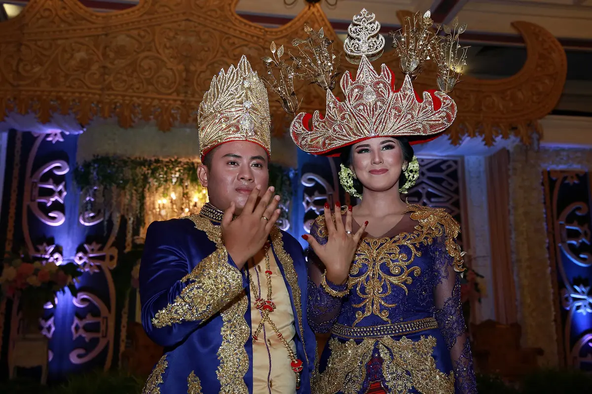 [Bintang] Selena Alesandra - Akhmad Febry Marzulie