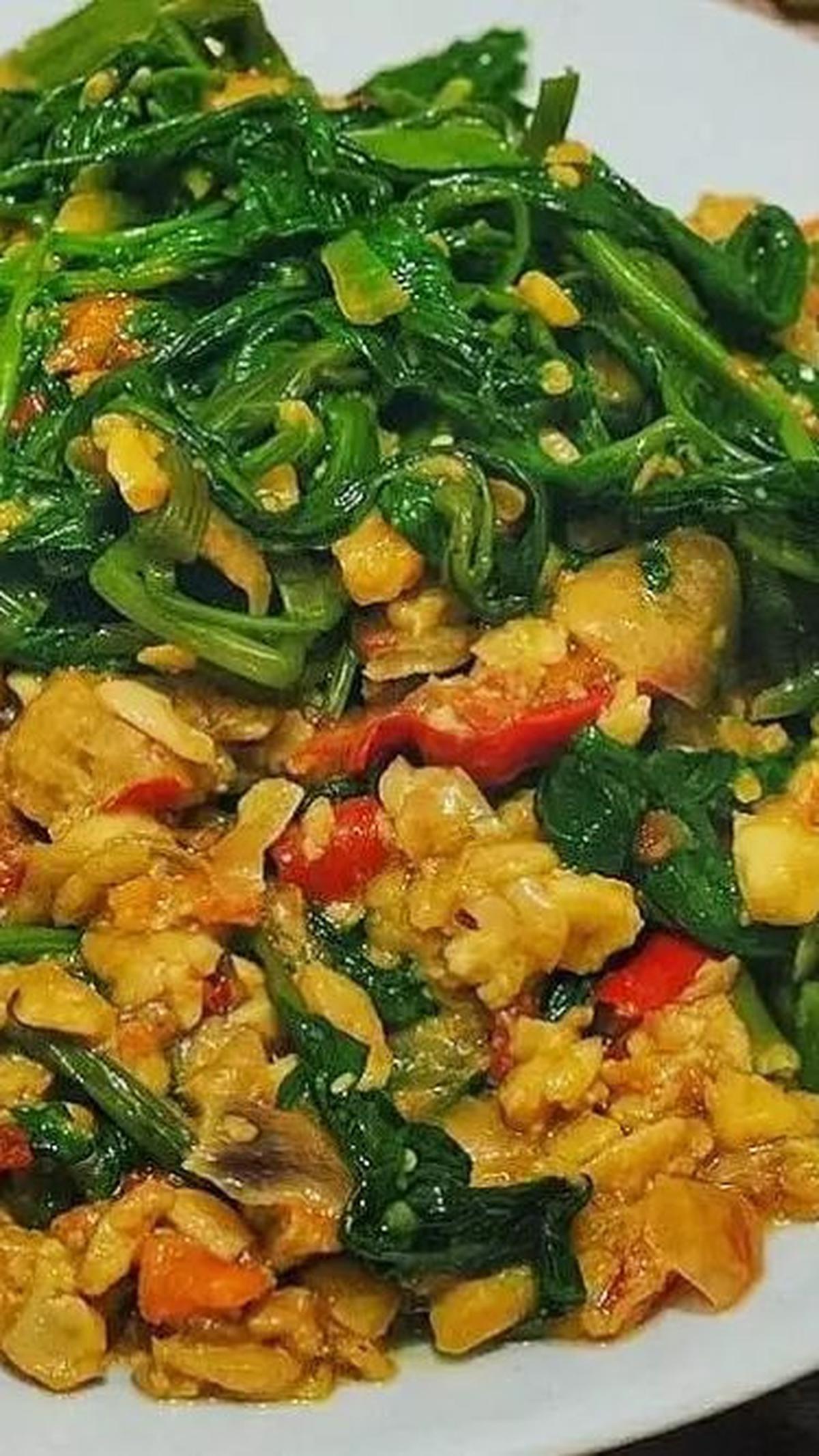 5. Kangkung Sambal Tempe