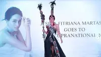 Puteri Indonesia Pariwisata 2019, Jesica Fitriana mengenakan gaun rancangan Intan Ayundavira. (dok.Instagram @officialputeriindonesia/https://www.instagram.com/p/B4epQ2mFYMW/Henry)