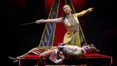 Anggota EKI Dance Company mementaskan drama berjudul "Ken Dedes" di Ciputra Artpreneur Theater, Jakarta, Jumat (17/3/2023). (ADEK BERRY/AFP)
