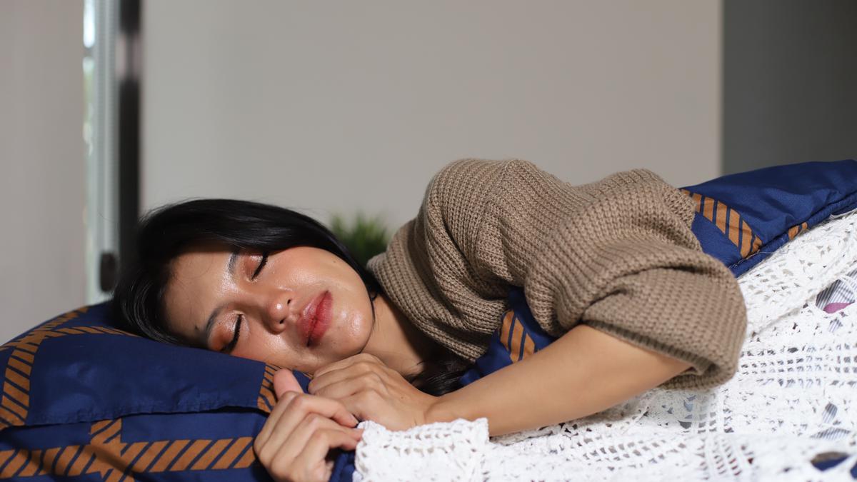 Rahasia Tidur Nyenyak Dimulai dari Pagi Hari, Bukan Malam