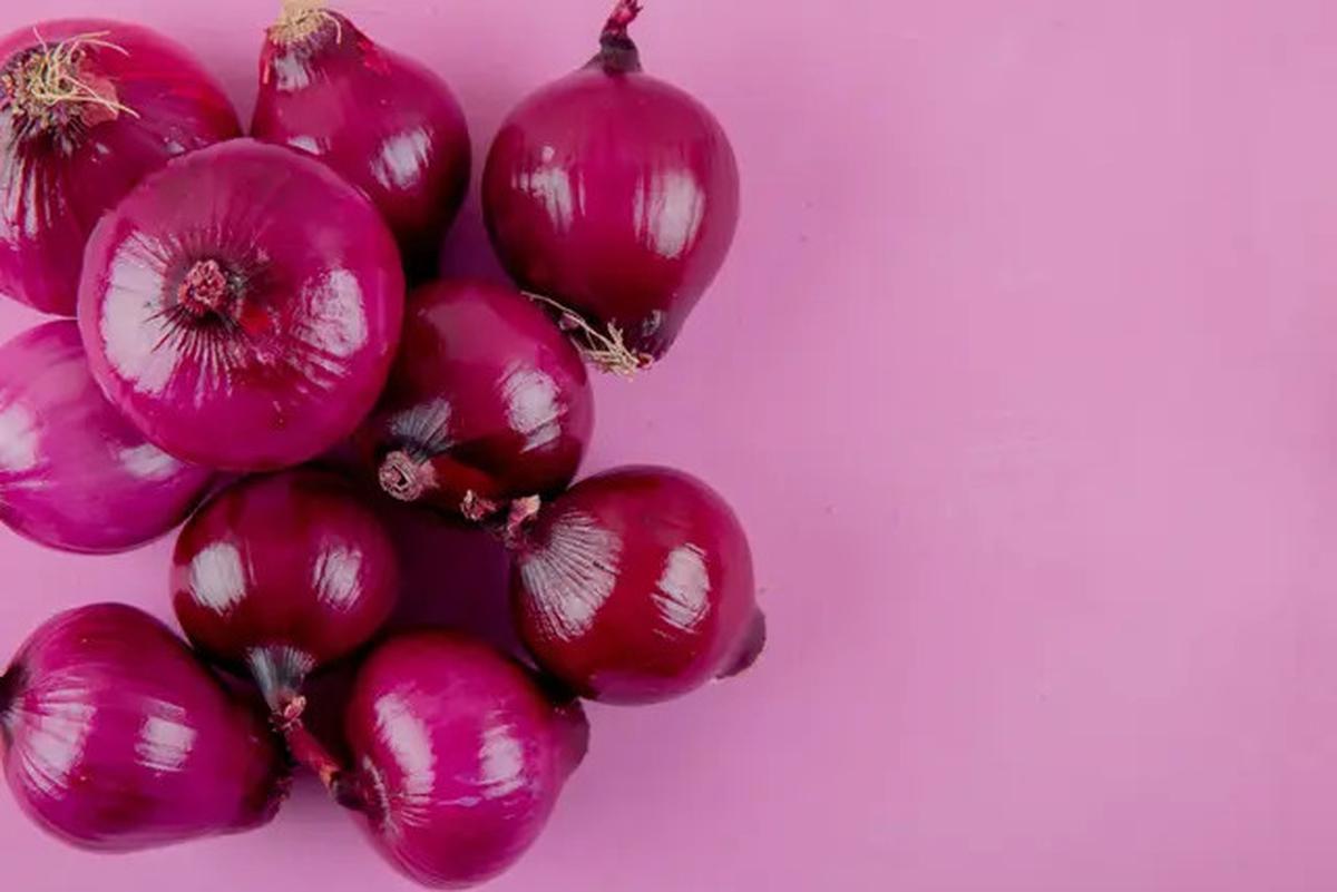 Trik Simpan Bawang Merah Tanpa Kulkas Agar Awet Berbulan-Bulan