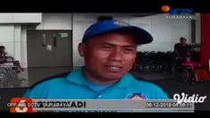 Dua petugas Pemadam Kebakaran (Damkar) Pemerintah Kota Surabaya, menjadi korban serangan lebah saat melakukan evakuasi sarang lebah di Karangrejo, Surabaya.