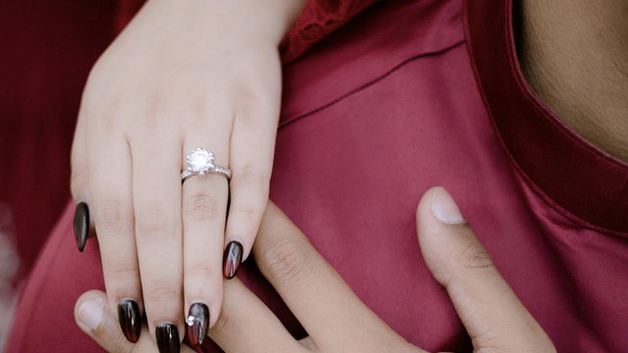 Masih Ingat Tubagus Jody Mantan Sopir Vanessa Angel? Kini Resmi Melamar Kekasih
