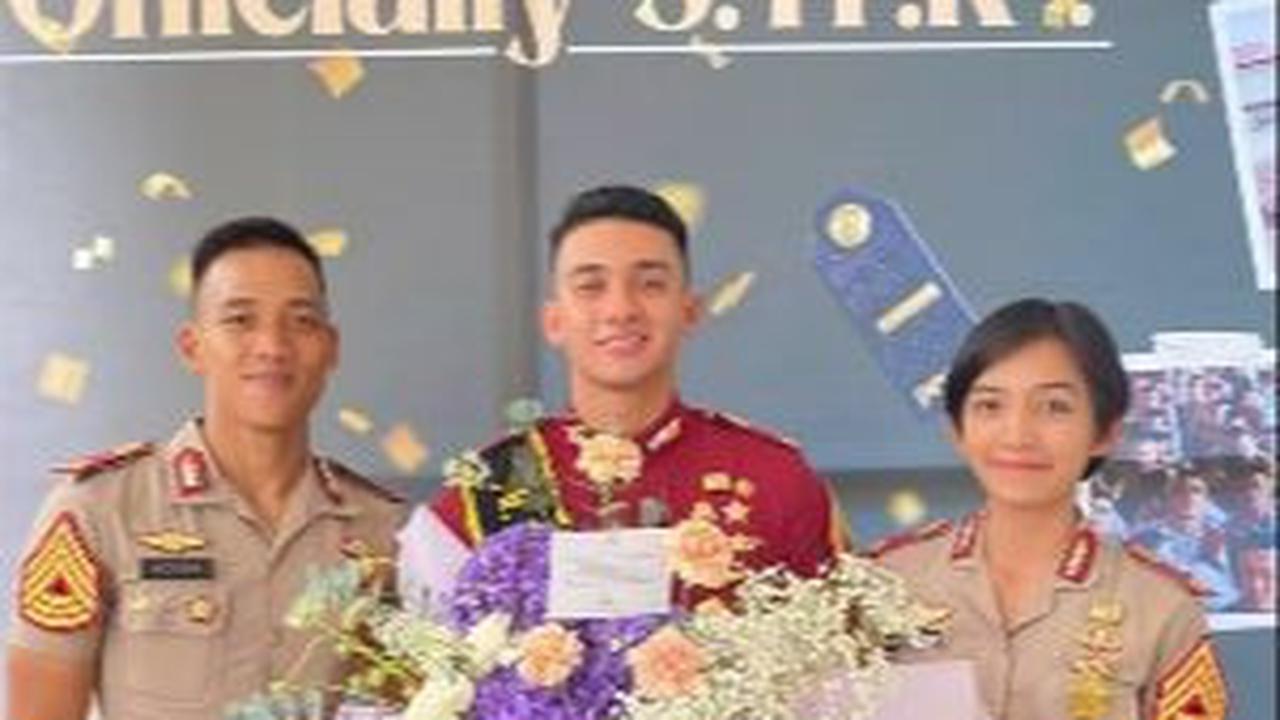 Sebelumnya, Khalifah Nasif sempat mencuri perhatian masyarakat luas. Hal ini lantaran Khalifah memiliki paras yang ganteng. <br>