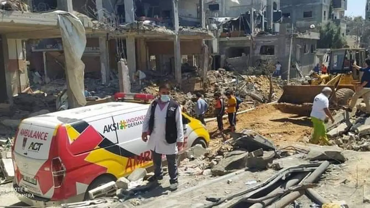 Ambulans bantuan warga Padang di Palestina. (Humas Kota Padang)