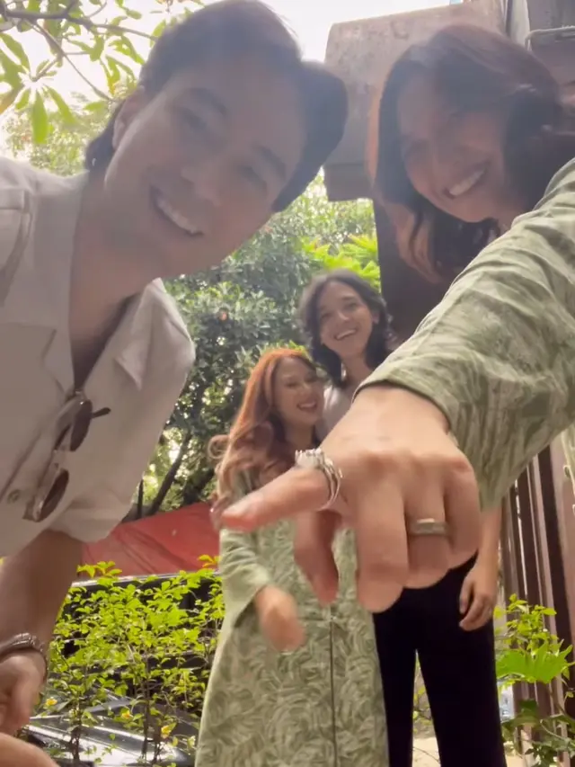 Nadin Amizah dan Faishal Tanjung dengan Vidi Aldiano dan Sheila Dara (Instagram/@tanjung____)