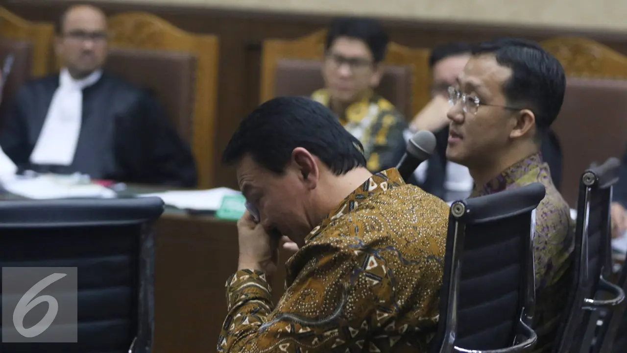 20160725-Wajah Tegang Ahok saat Jadi Saksi Persidangan Kasus Reklamasi Jakarta